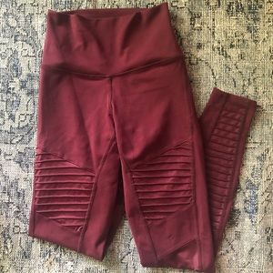 Burgundy Alo Yoga Moto Leggings